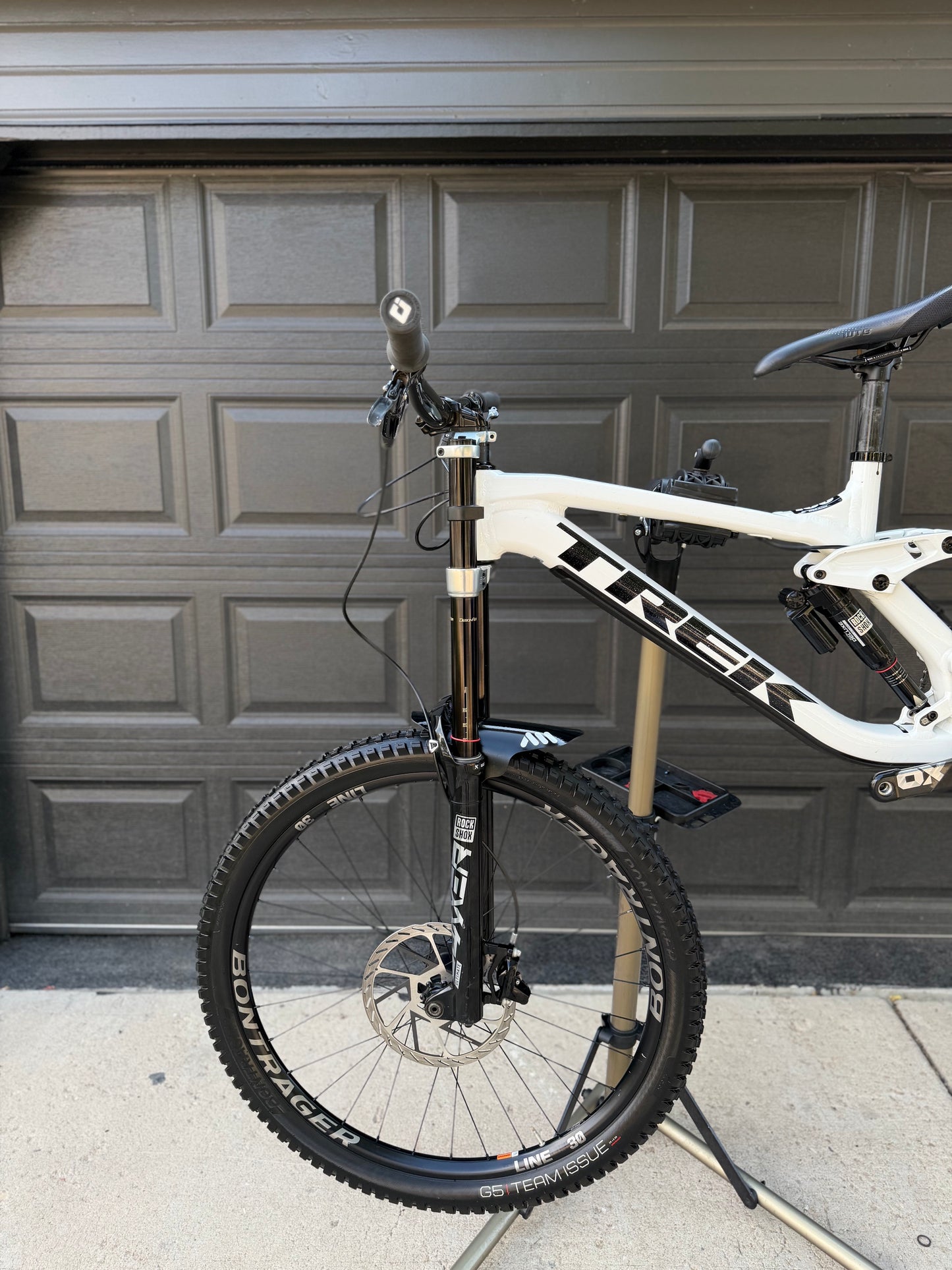 TREK Session 9 Full Suspension Downhill Mountain Bike