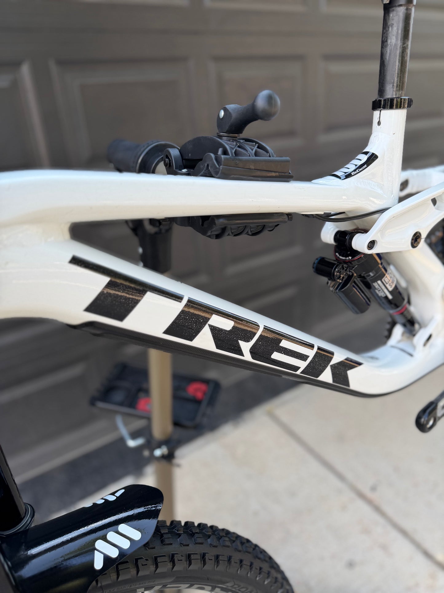 TREK Session 9 Full Suspension Downhill Mountain Bike