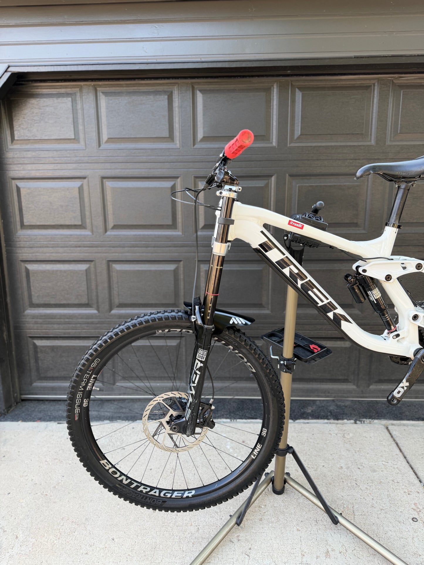 TREK Session 9 Full Suspension Downhill Mountain Bike