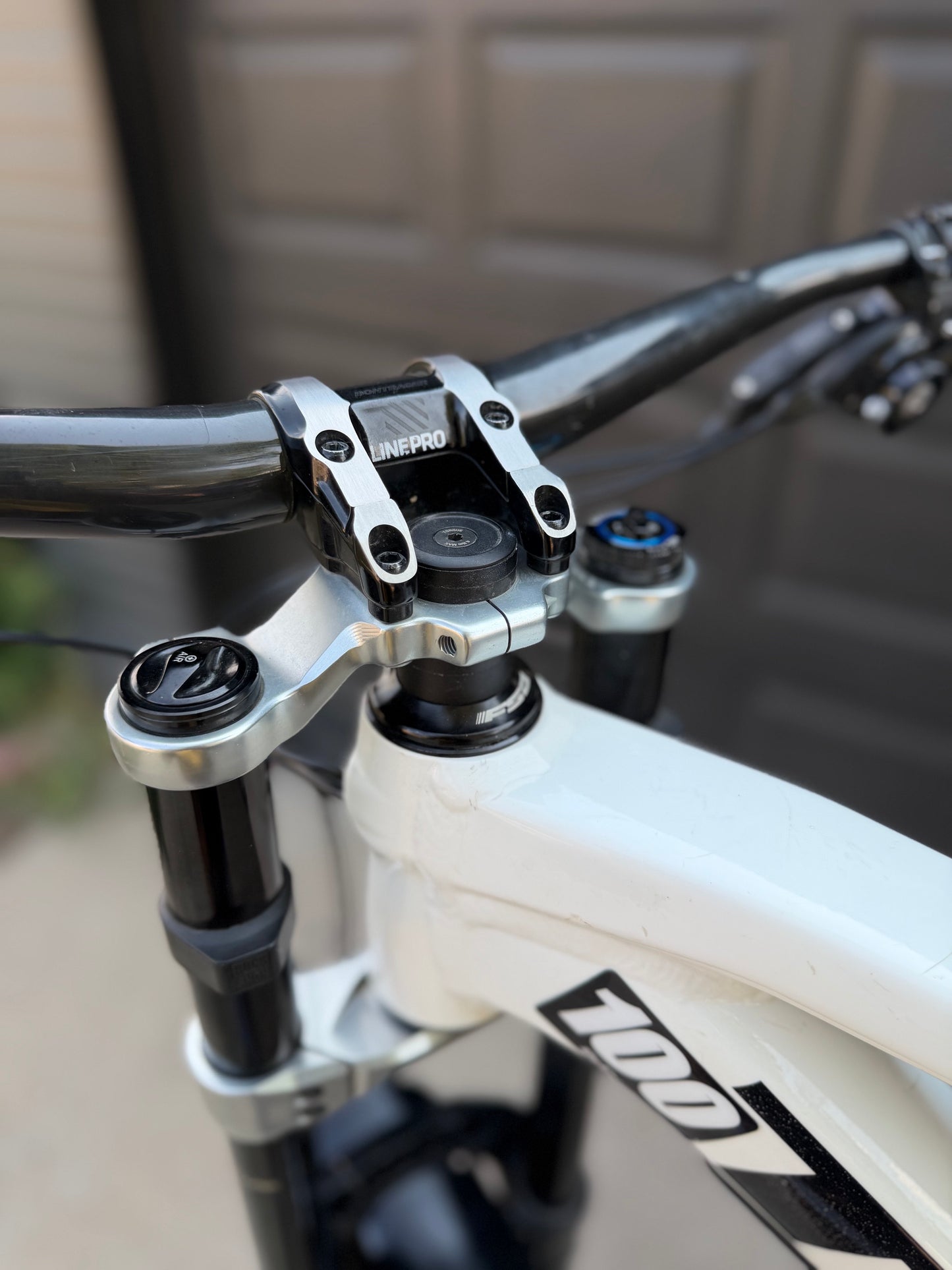 TREK Session 9 Full Suspension Downhill Mountain Bike