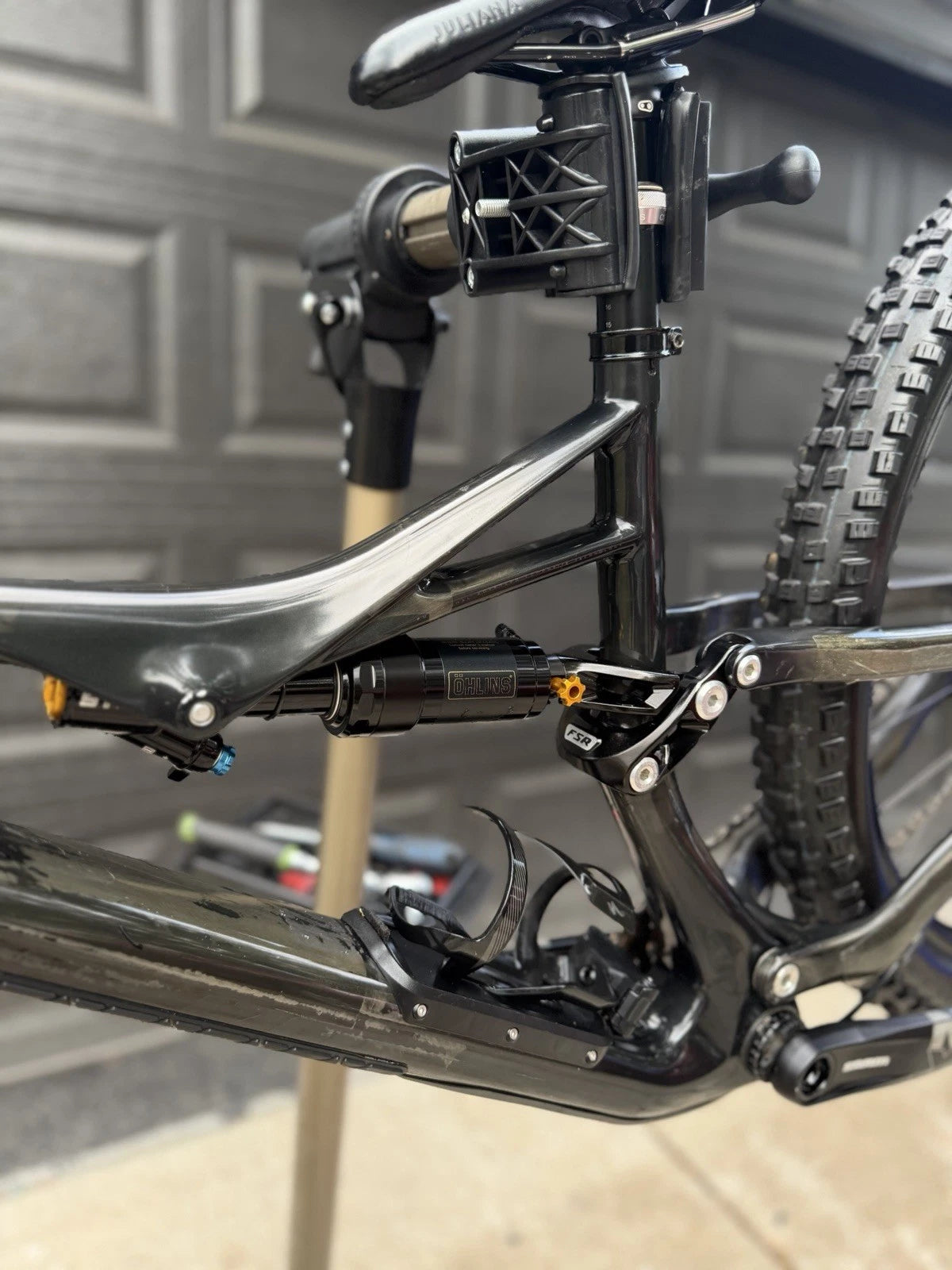 Specialized Stumpjumper FSR Pro Carbon Downhill Bike (2018 Model)
