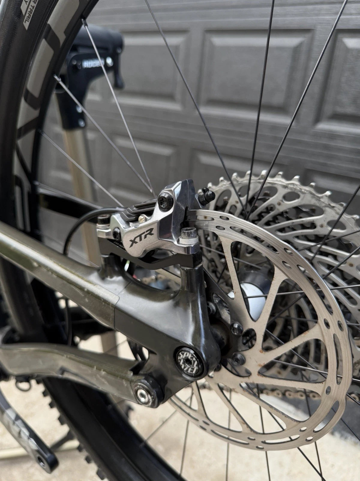 Specialized Stumpjumper FSR Pro Carbon Downhill Bike (2018 Model)