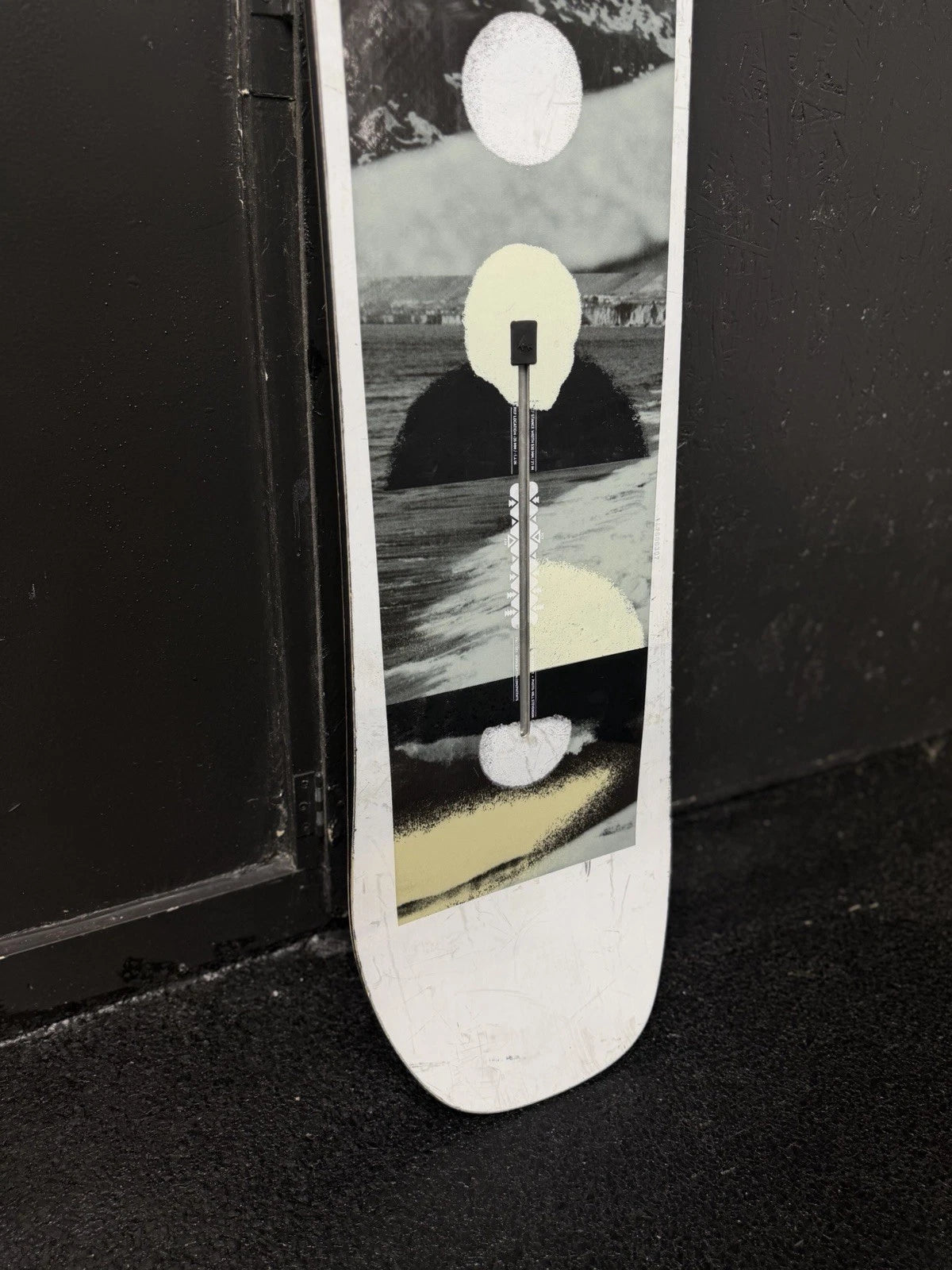 Burton Flight Attendant Snowboard