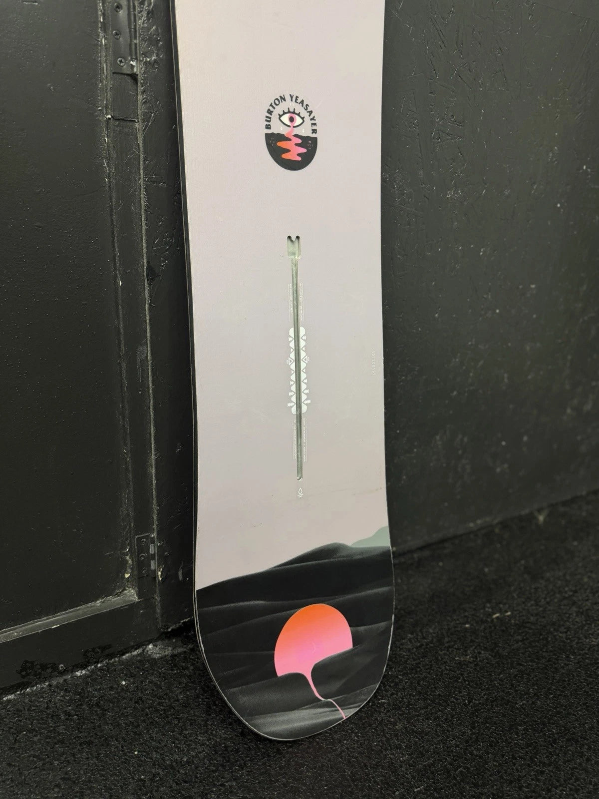 Burton Yeasayer Flattop Snowboard
