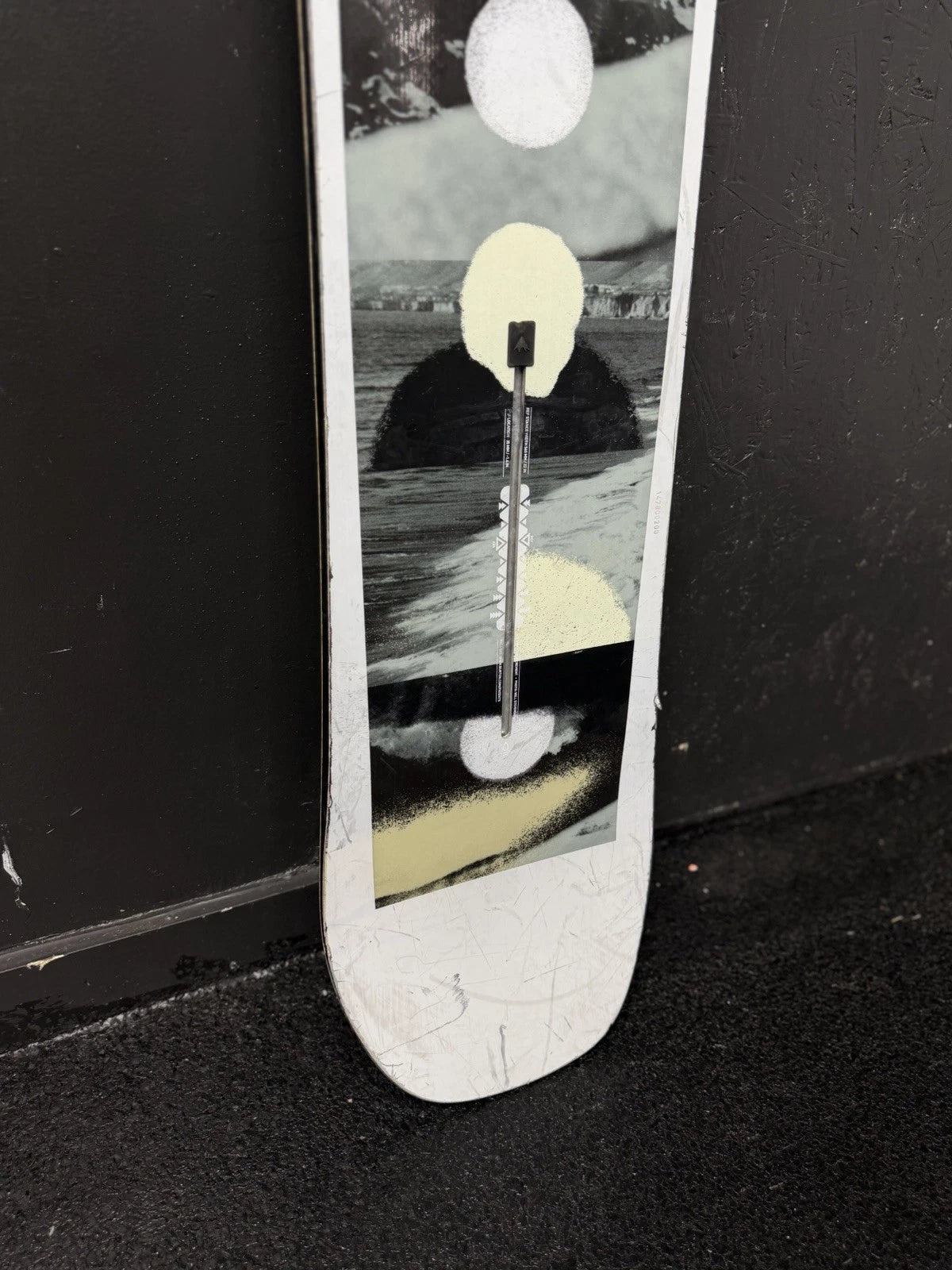 Burton Flight Attendant Snowboard